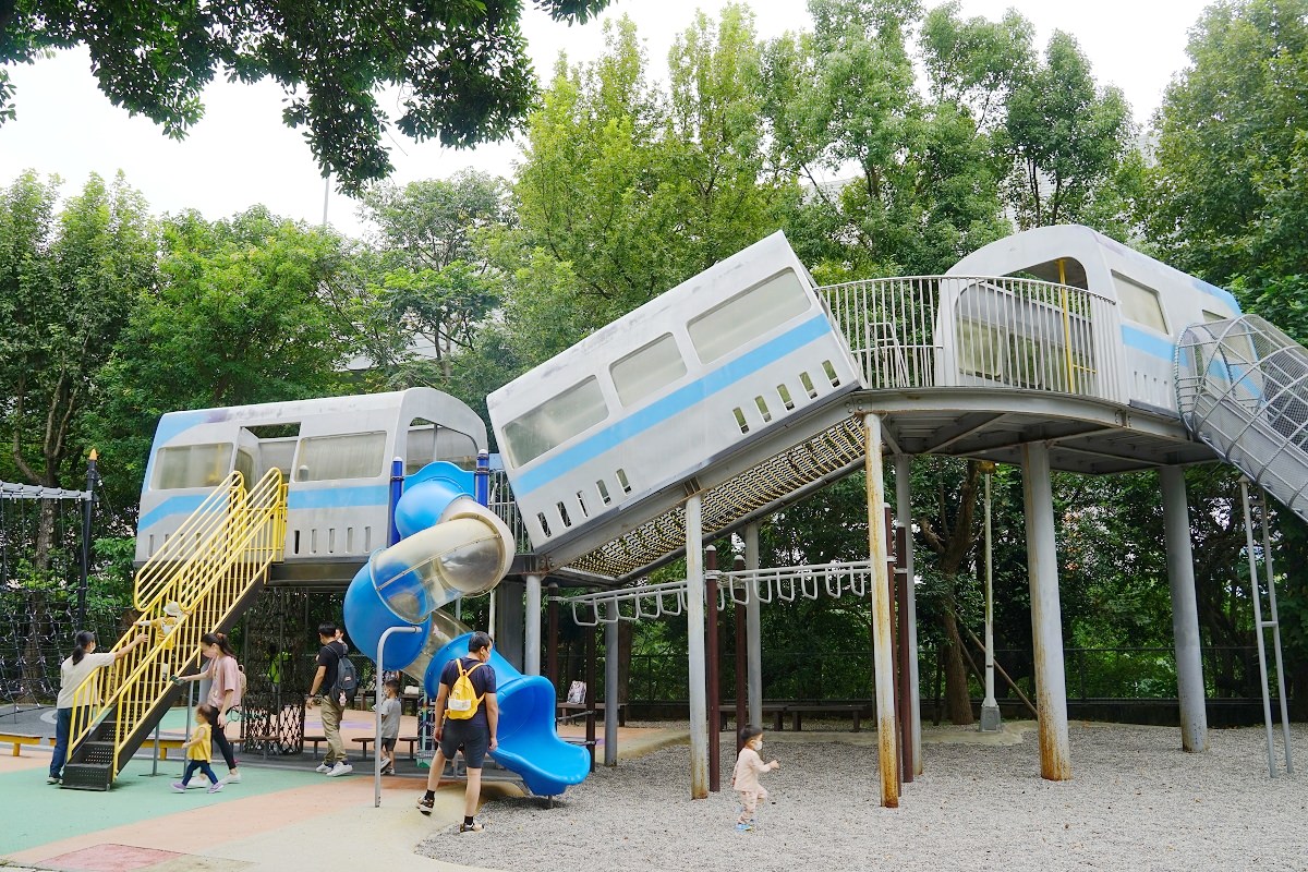 【林口親子公園推薦】全台首座捷運主題遊戲場 陸海空交通特色公園 林口樂活捷運主題公園
