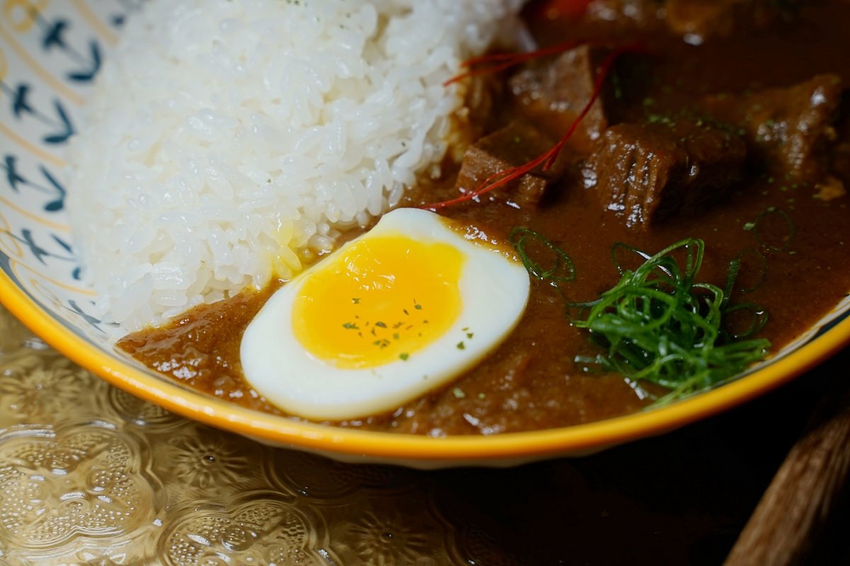 【台北正義國宅美食推薦】純正日式咖哩新開幕 美味必點和牛漢堡排咖哩飯/限量牛舌咖哩飯 咖哩日和 Curry Biyori