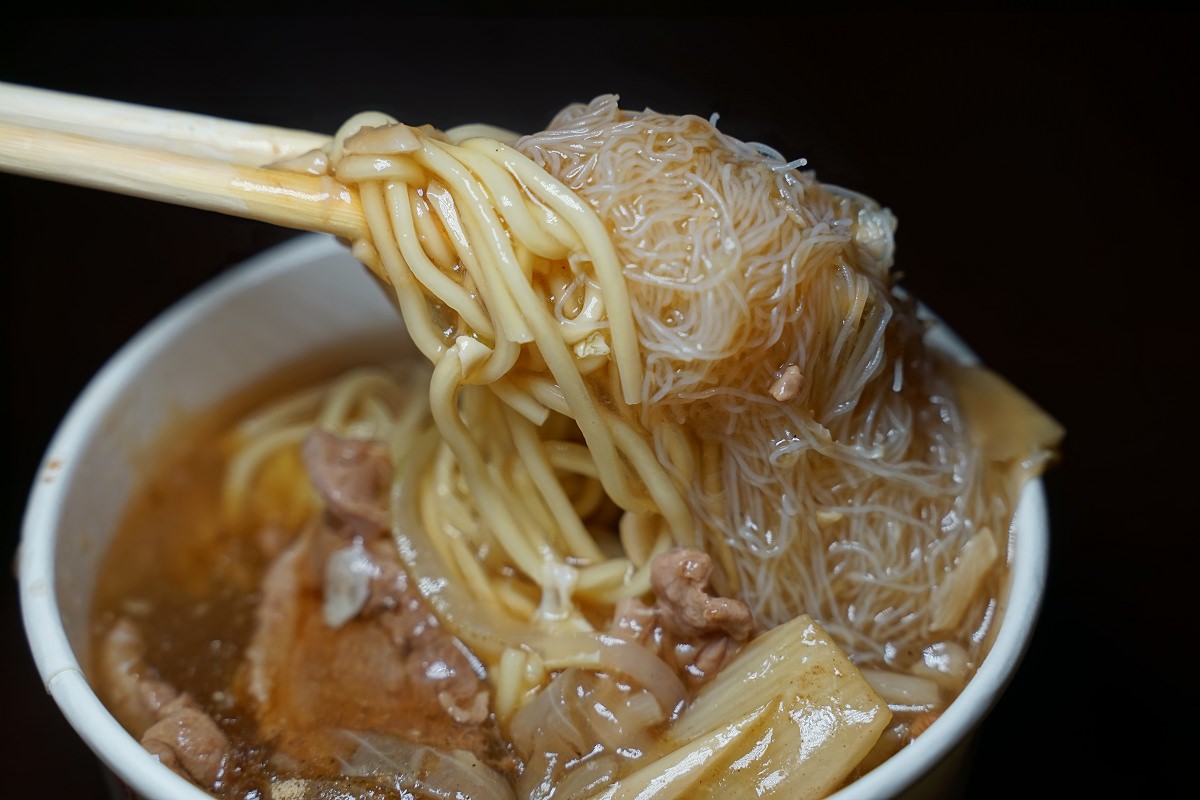 【大園小吃推薦】在地人口袋美食名單 大園排隊美食 下港味鴨肉羹大園店