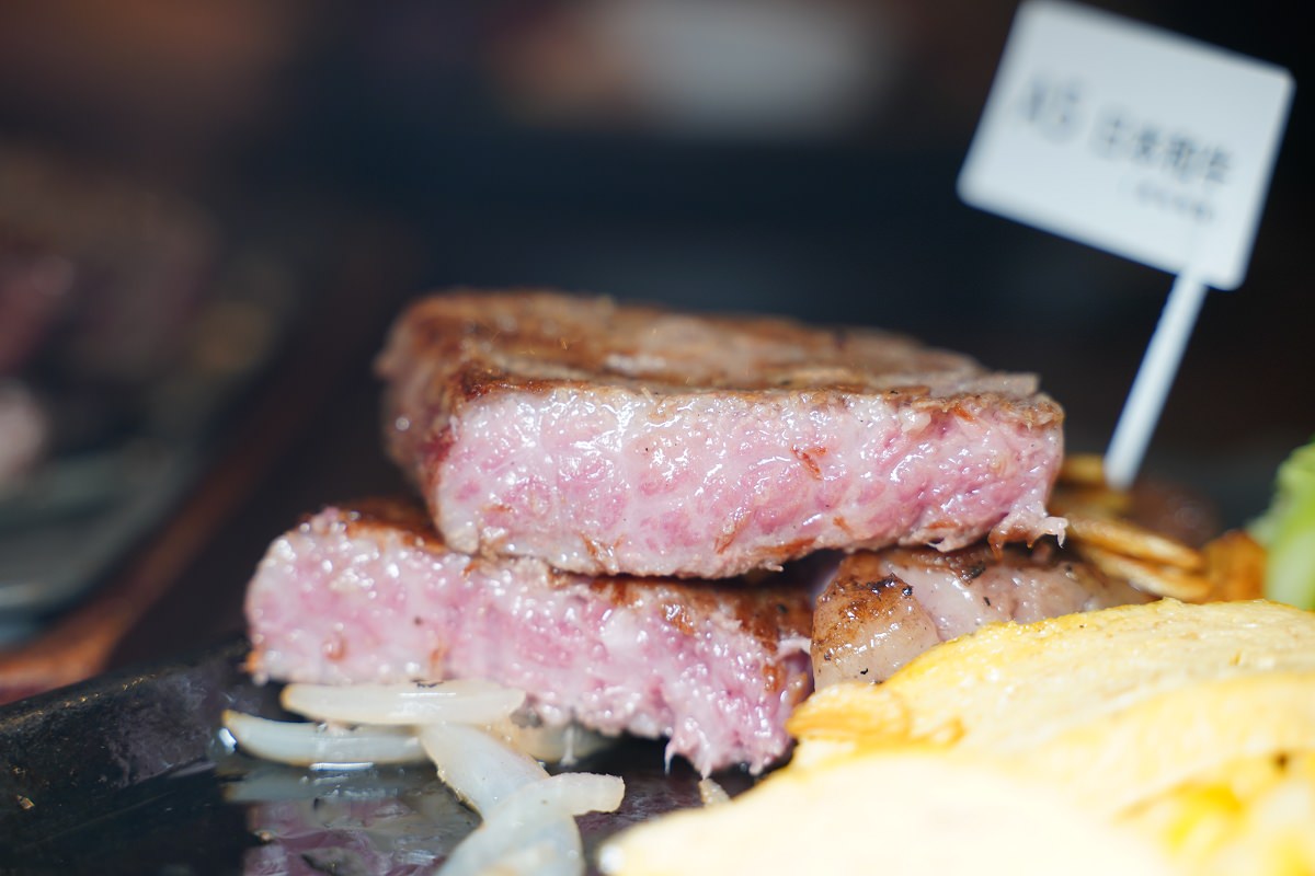 【台北CITYLINK南港店美食推薦】日本最大牛排連鎖店 客製化牛排現點現切現煎 Ikinari Steak