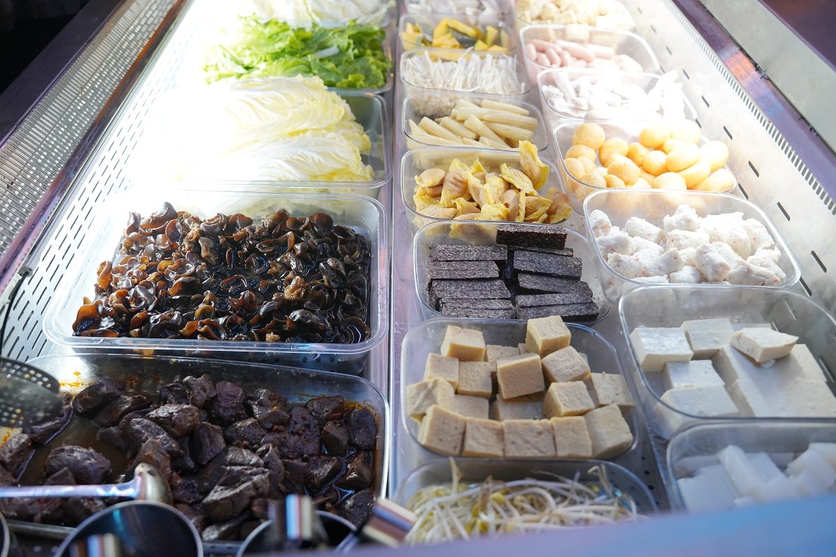 【台北林森公園美食推薦】千坪工業網美風格用餐區 精品等級台灣火鍋店 功殿火鍋