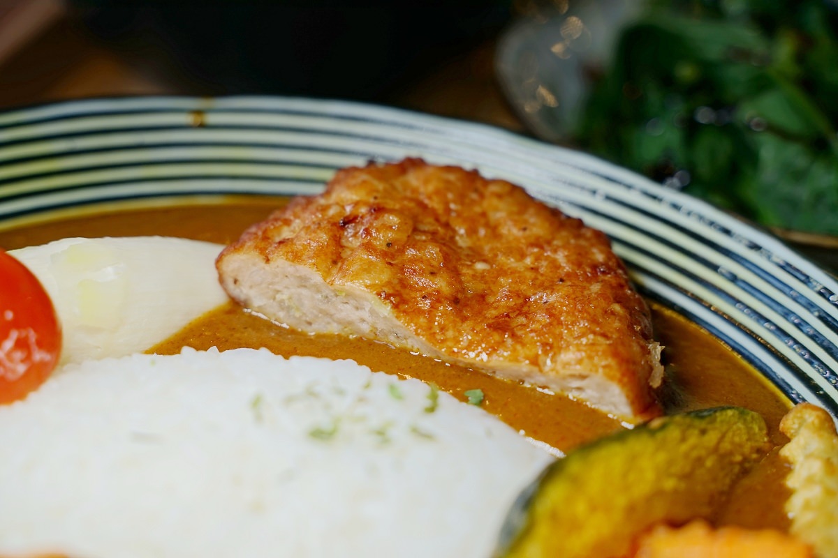 【南投埔里咖哩飯推薦】黑澤咖哩+森林咖哩 良顯堂基金會青少年培力商店 靠山咖哩 - 第9張圖 【南投埔里咖哩飯推薦】黑澤咖哩+森林咖哩 良顯堂基金會青少年培力商店 靠山咖哩