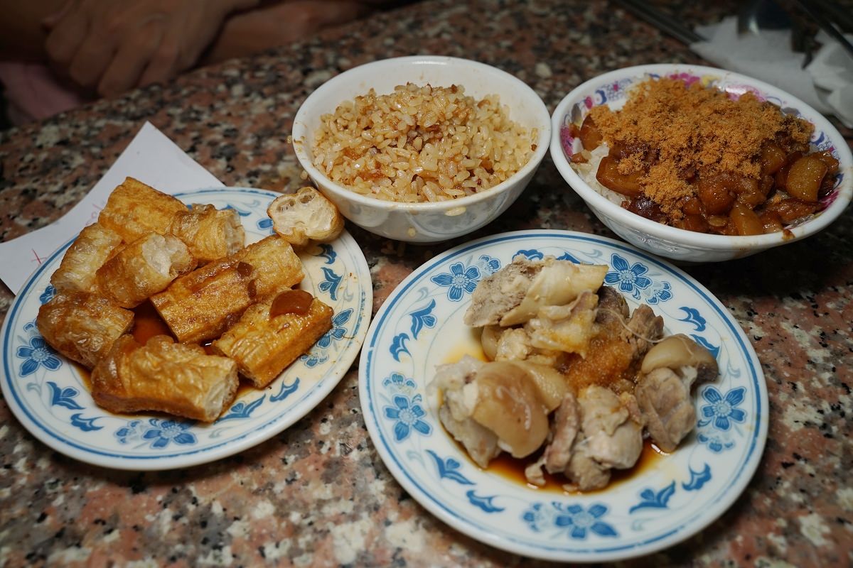 【台南排隊小吃推薦】台南人口袋美食名單炮店米糕 台南超人氣隱藏版美食 無名米糕