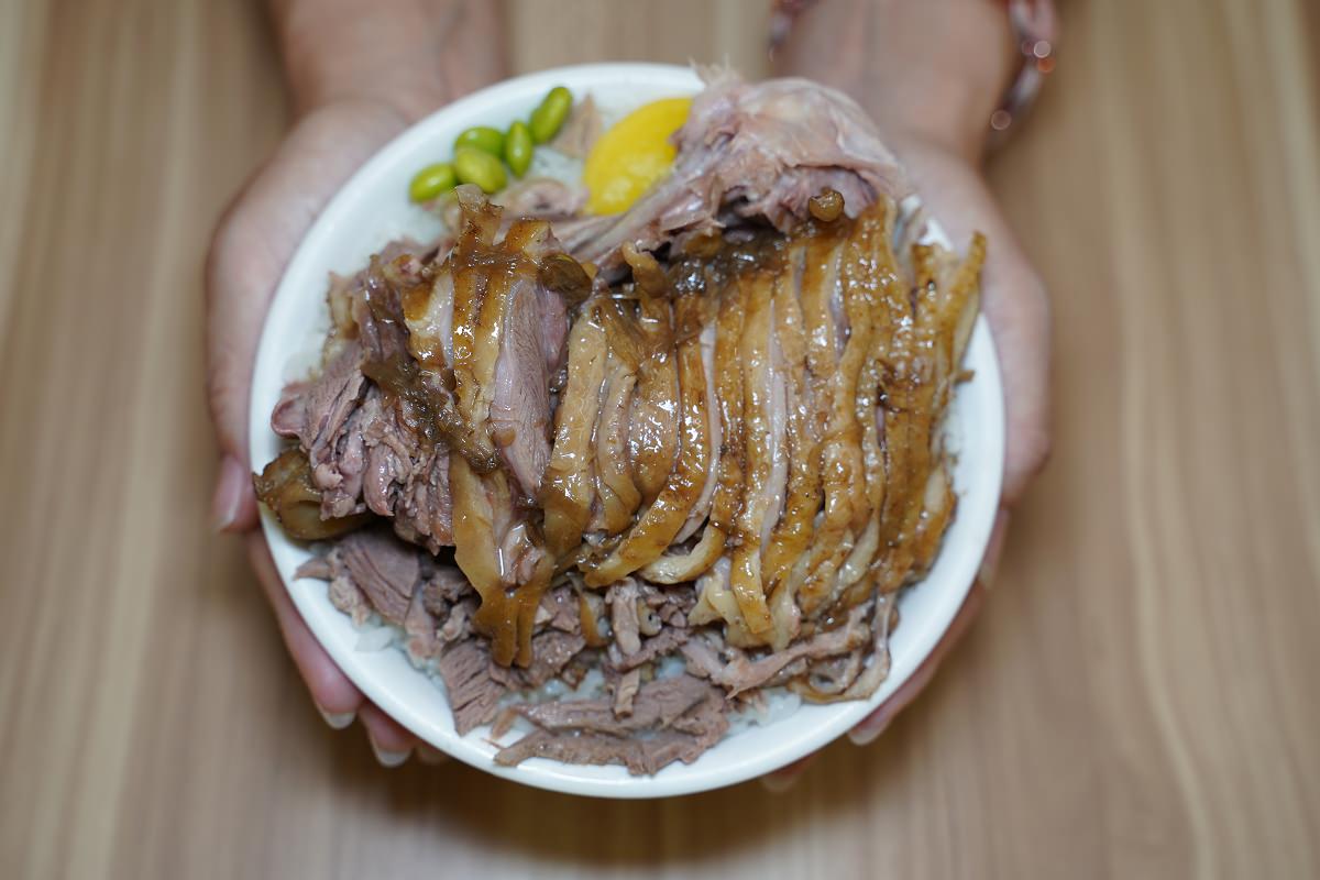 【龍井小吃推薦】台中東海平價小吃好選擇 美味必點鴨腿飯/金門香拌麵線 鐘予原味當歸鴨龍井店
