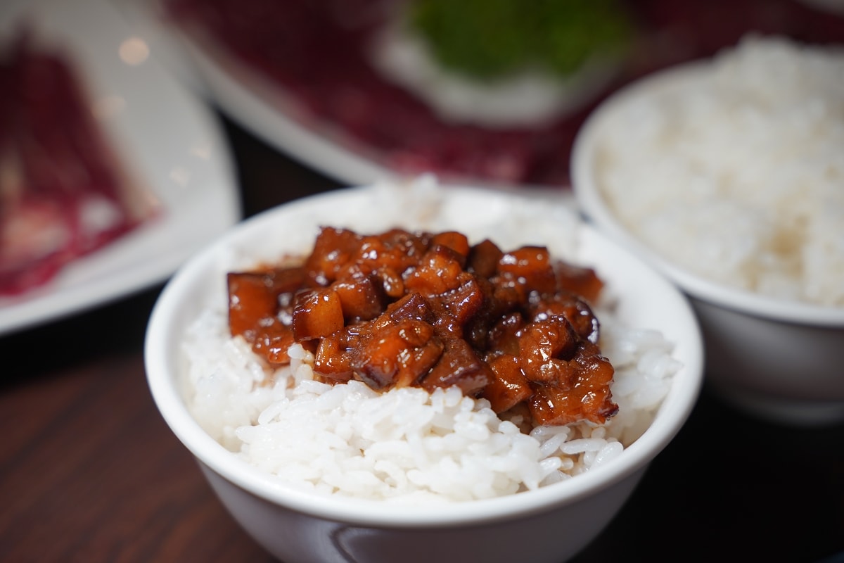 【台南牛肉爐推薦】台南最大牛肉湯美食品牌 必點台南酒家菜/地方特色小炒 鴻品牛肉湯市政府店 - 第26張圖 【台南牛肉爐推薦】台南最大牛肉湯美食品牌 必點台南酒家菜/地方特色小炒 鴻品牛肉湯市政府店