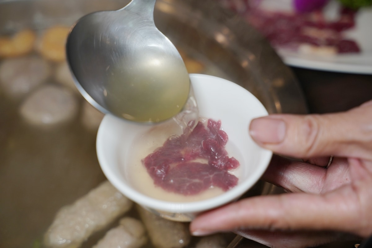 【台南牛肉爐推薦】台南最大牛肉湯美食品牌 必點台南酒家菜/地方特色小炒 鴻品牛肉湯市政府店 - 第33張圖 【台南牛肉爐推薦】台南最大牛肉湯美食品牌 必點台南酒家菜/地方特色小炒 鴻品牛肉湯市政府店