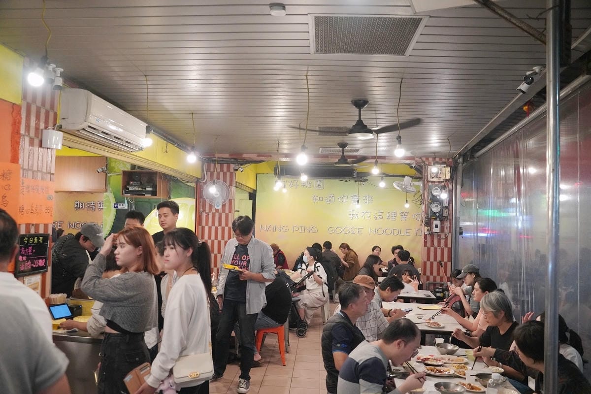 【南平鵝肉專賣店】桃園藝文特區美食推薦 超人氣排隊美食在地老字號小吃 創立於2005年