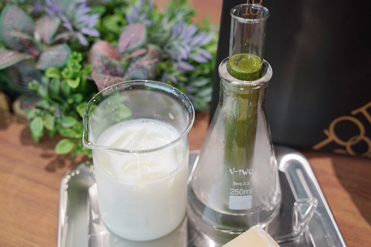 【南投埔里咖啡館推薦】高級氛圍感現代實驗室風格 完美飲用比例燒杯試管飲品 Feeling18 Lab 烘焙研究所 - 第19張圖 【南投埔里咖啡館推薦】高級氛圍感現代實驗室風格 完美飲用比例燒杯試管飲品 Feeling18 Lab 烘焙研究所