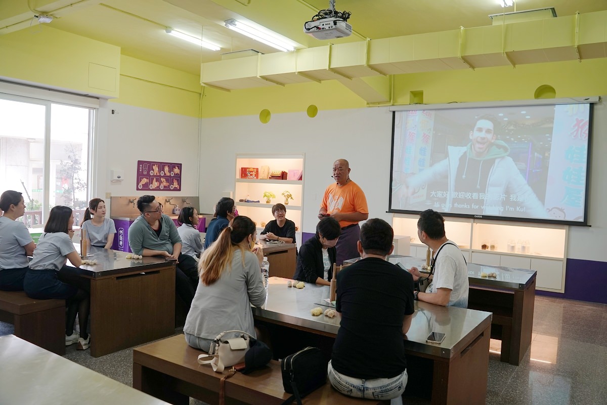【台中海線免費景點推薦】芋頭生態園區 DIY手作芋頭酥 阿聰師芋頭文化館觀光工廠 - 第6張圖 【台中海線免費景點推薦】芋頭生態園區 DIY手作芋頭酥 阿聰師芋頭文化館觀光工廠