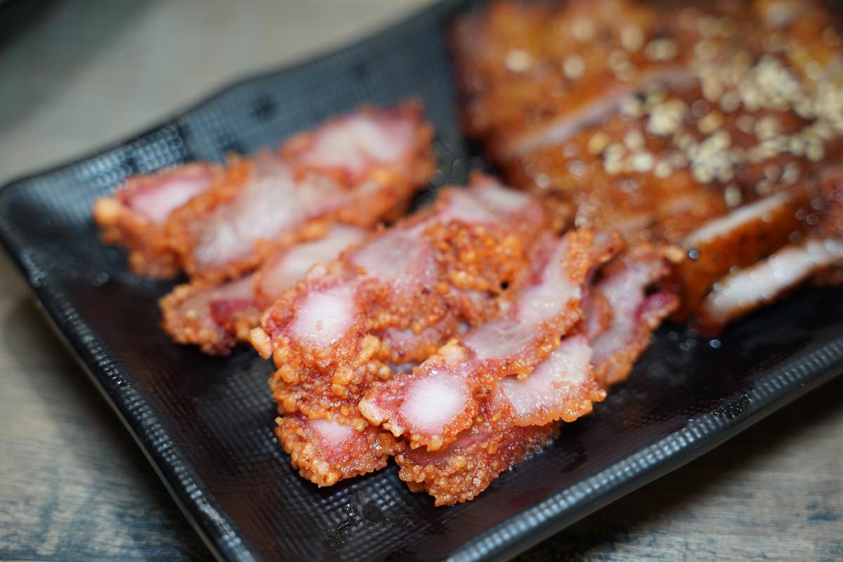 【中正紀念堂便當推薦】美味必點獨家秘醬老三樣火烤簡餐 寧波西街外帶便當好選擇 飴盛禾烤定食