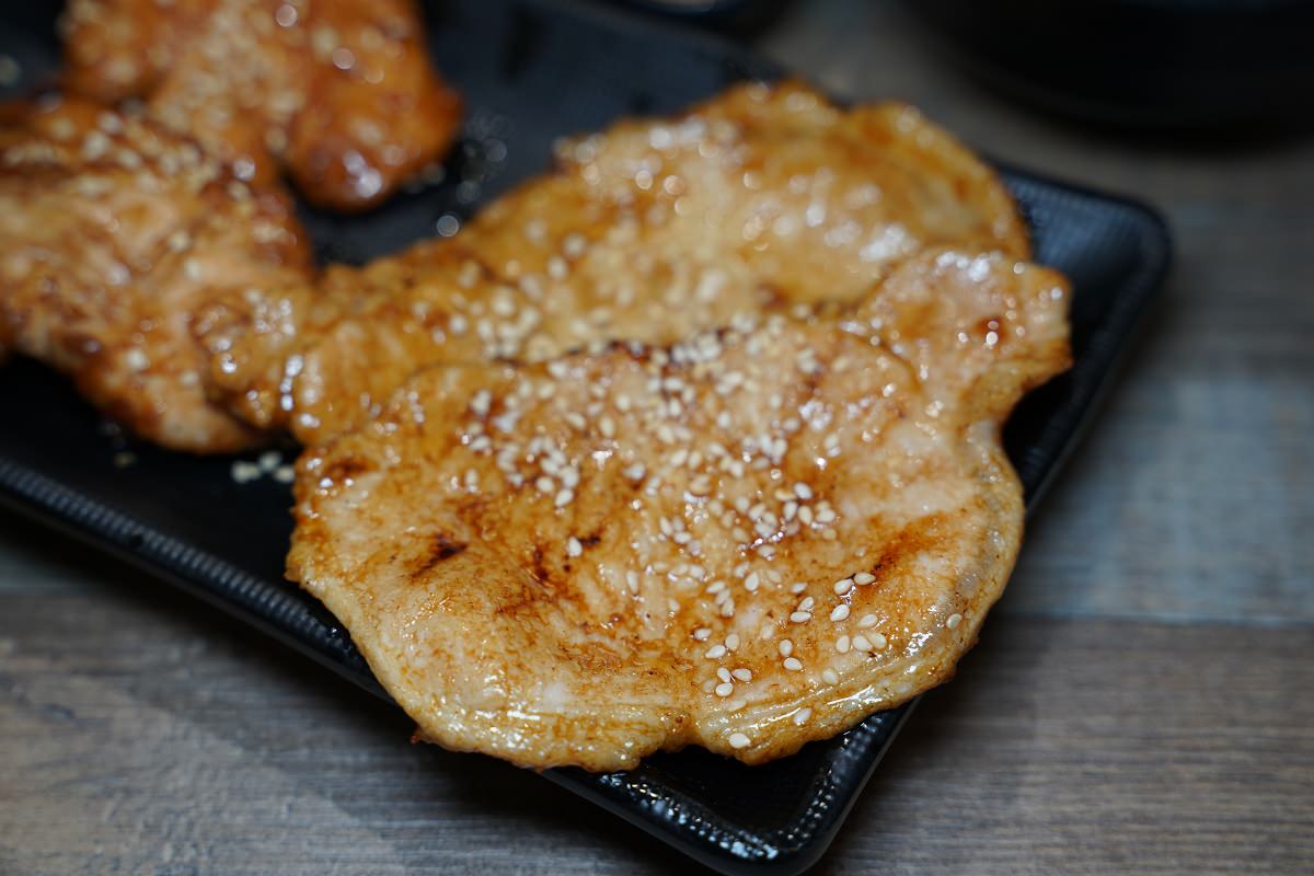 【中正紀念堂便當推薦】美味必點獨家秘醬老三樣火烤簡餐 寧波西街外帶便當好選擇 飴盛禾烤定食