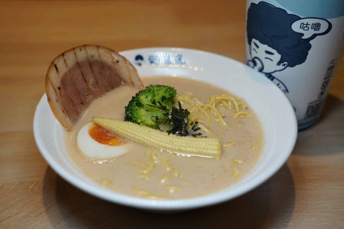 【麵匡匡拉麵食堂中壢文化二店】內壢拉麵推薦 鹹淡適中美味湯頭 考100分免費吃寶寶拉麵