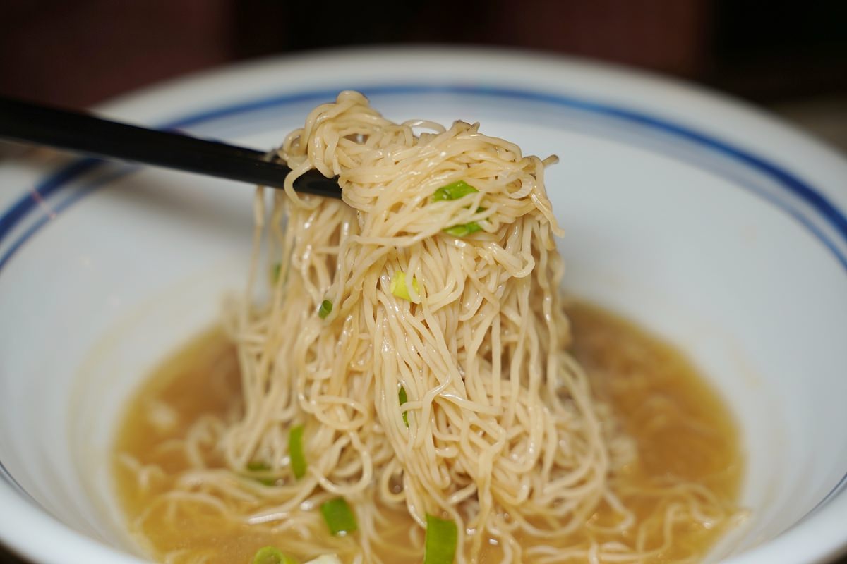 【台北港式茶餐廳推薦】國父紀念館延吉街美食好選擇 法租界乾貨海鮮雞湯聯名套餐 波記冰室