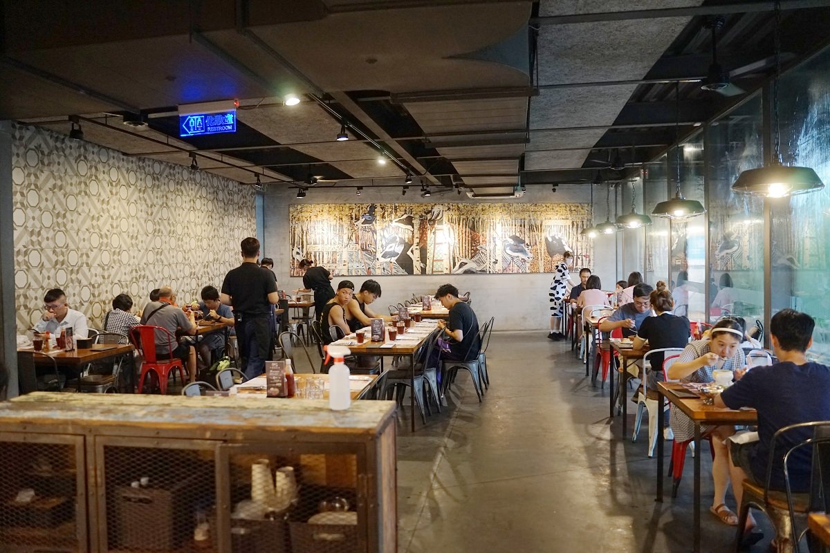【宜蘭五結牛排館推薦】創始於1988年宜蘭在地老店 宜蘭超人氣排隊美食 來來牛排館宜蘭店