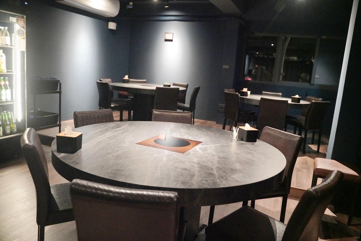【黑潮市集-花甲蟹鍋】台北大安臨江街巷弄美食 緣起澳門辣汁花甲蟹鍋 濃厚湯頭八小時慢火熬製