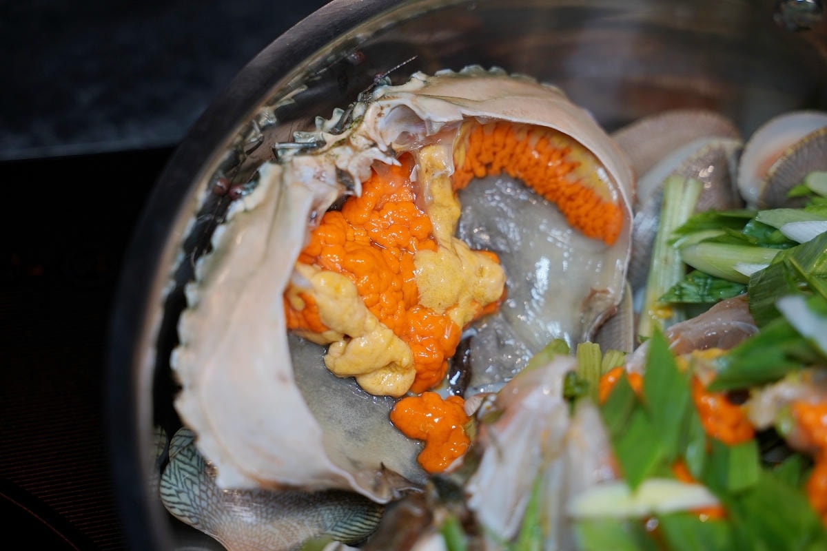 【黑潮市集-花甲蟹鍋】台北大安臨江街巷弄美食 緣起澳門辣汁花甲蟹鍋 濃厚湯頭八小時慢火熬製
