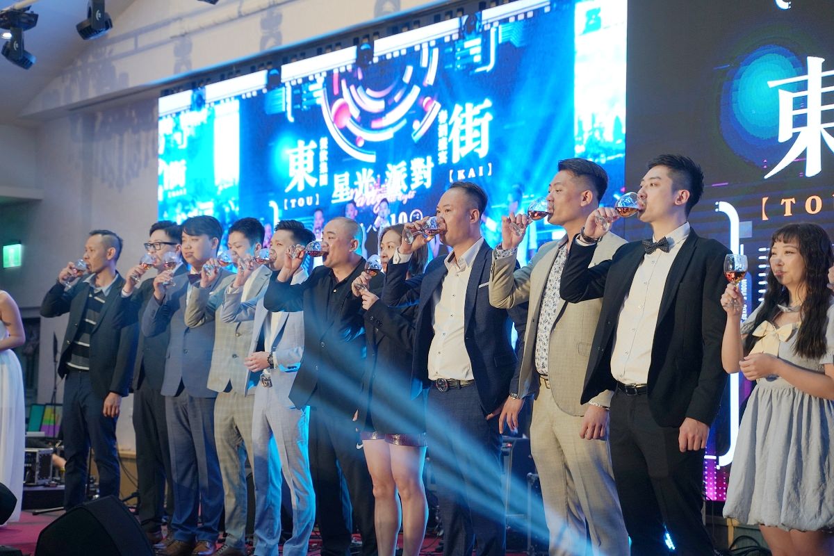 2024東街餐飲集團春酒盛宴在水悅莊園 演唱會等級星光派對 加碼抽獎好禮獎不完