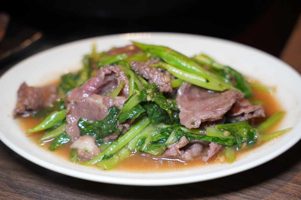 【台北溫體牛肉火鍋推薦】台南/金門當天新鮮直送溫體牛肉 銷魂美味牛肉熱炒必點 宣牛溫體牛肉火鍋光復店