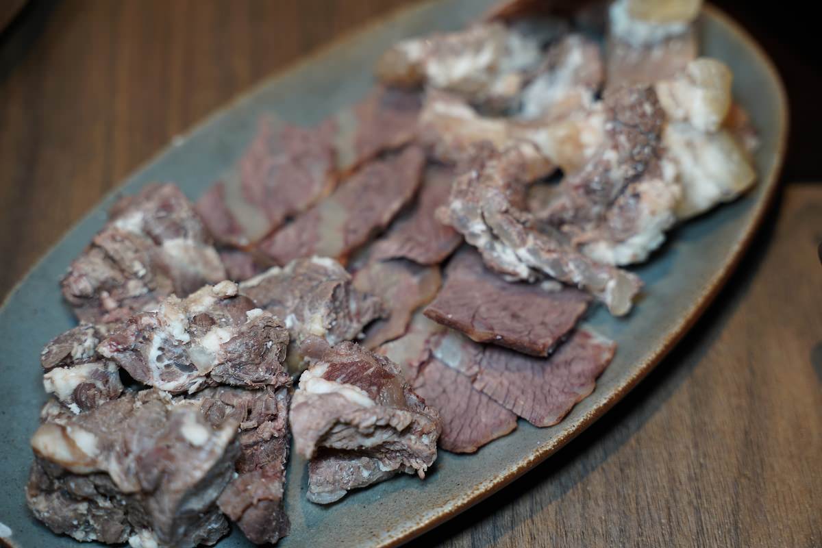 【台北溫體牛肉火鍋推薦】台南/金門當天新鮮直送溫體牛肉 銷魂美味牛肉熱炒必點 宣牛溫體牛肉火鍋光復店