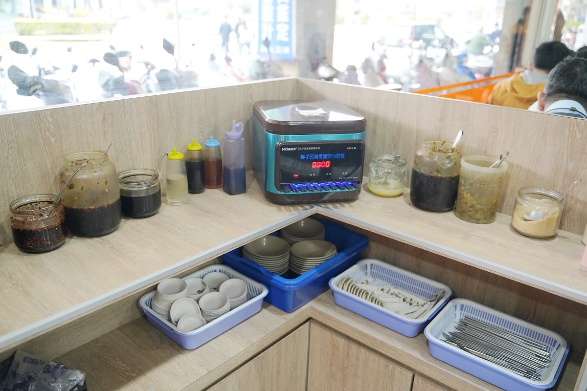 【桃園市政府美食推薦】桃園老字號麵食小館 美味必點蕃茄牛肉麵/蒸餃/蔥油餅 江夏麵食