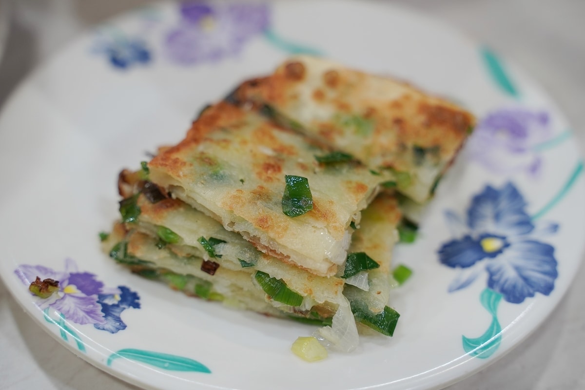 【桃園市政府美食推薦】桃園老字號麵食小館 美味必點蕃茄牛肉麵/蒸餃/蔥油餅 江夏麵食