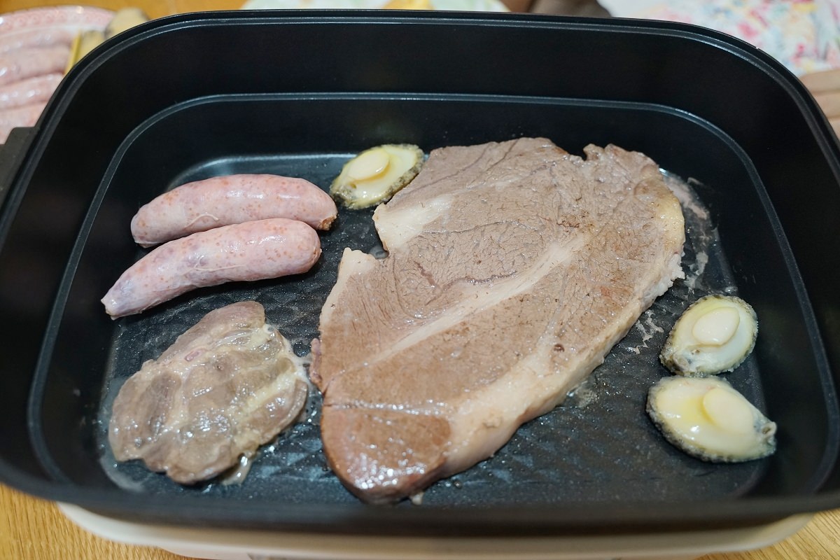 【宅配中秋烤肉組合推薦】台中30年海鮮批發商 大滿足豪華海陸組免運送到家 高cp值優惠盡在裕泰海產