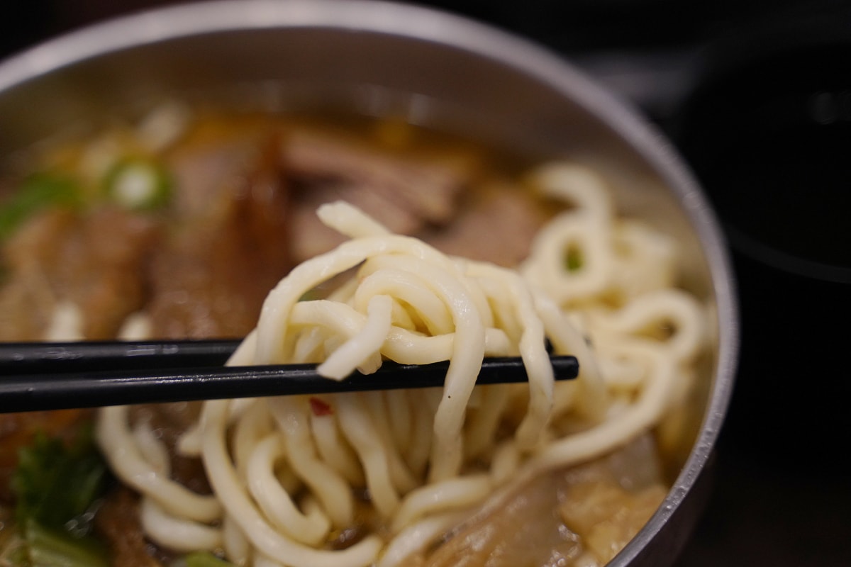 【雲客來刀削麵館】台北火車站平價小吃推薦 Google評論1300多則 飲料茉莉綠茶喝到飽 - 第11張圖 【雲客來刀削麵館】台北火車站平價小吃推薦 Google評論1300多則 飲料茉莉綠茶喝到飽