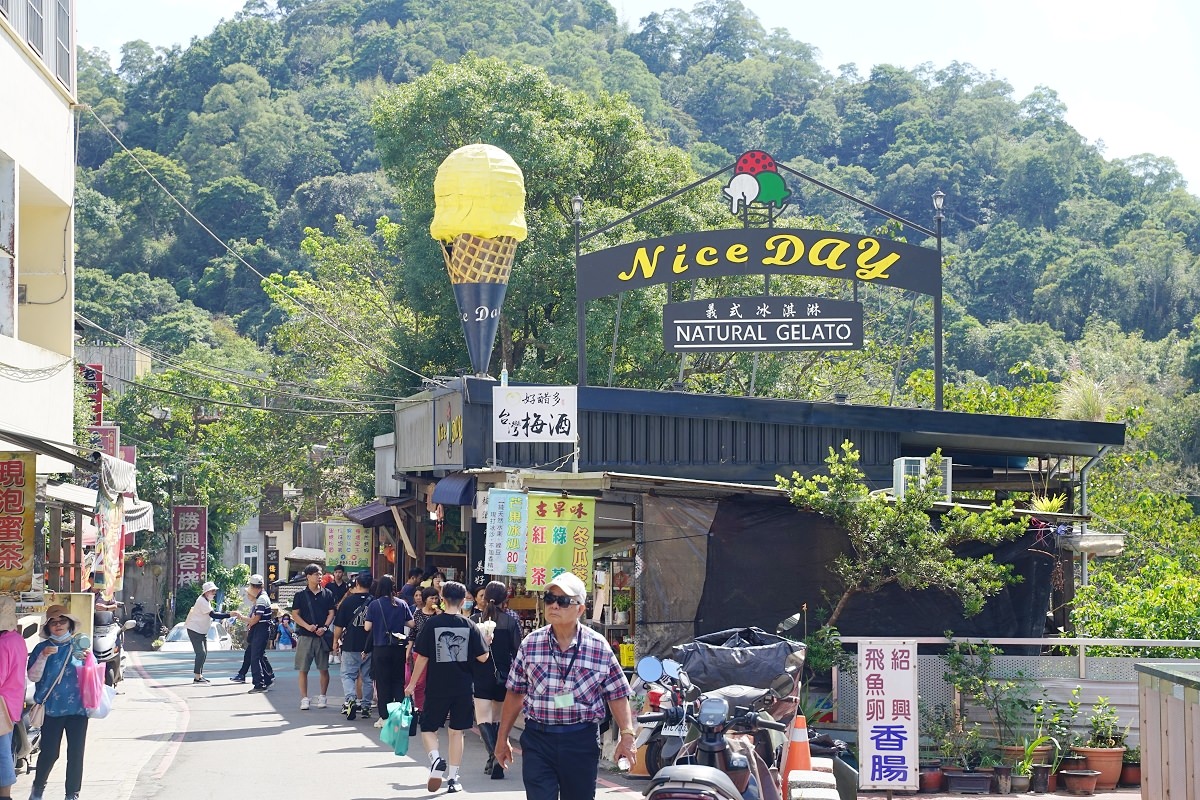 【苗栗三義冰淇淋推薦】勝興老街飯後甜點好選擇 手工現做餅乾甜筒 Nice Day 義式冰淇淋勝興店