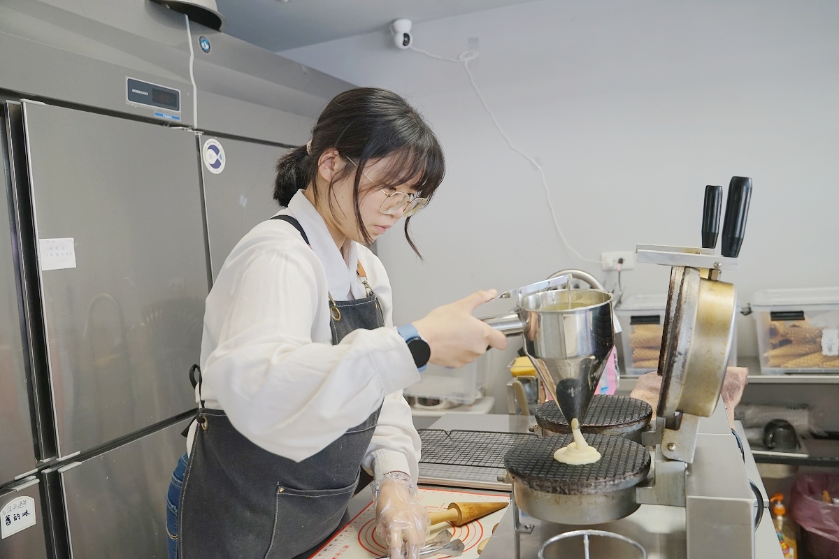 【苗栗三義冰淇淋推薦】勝興老街飯後甜點好選擇 手工現做餅乾甜筒 Nice Day 義式冰淇淋勝興店