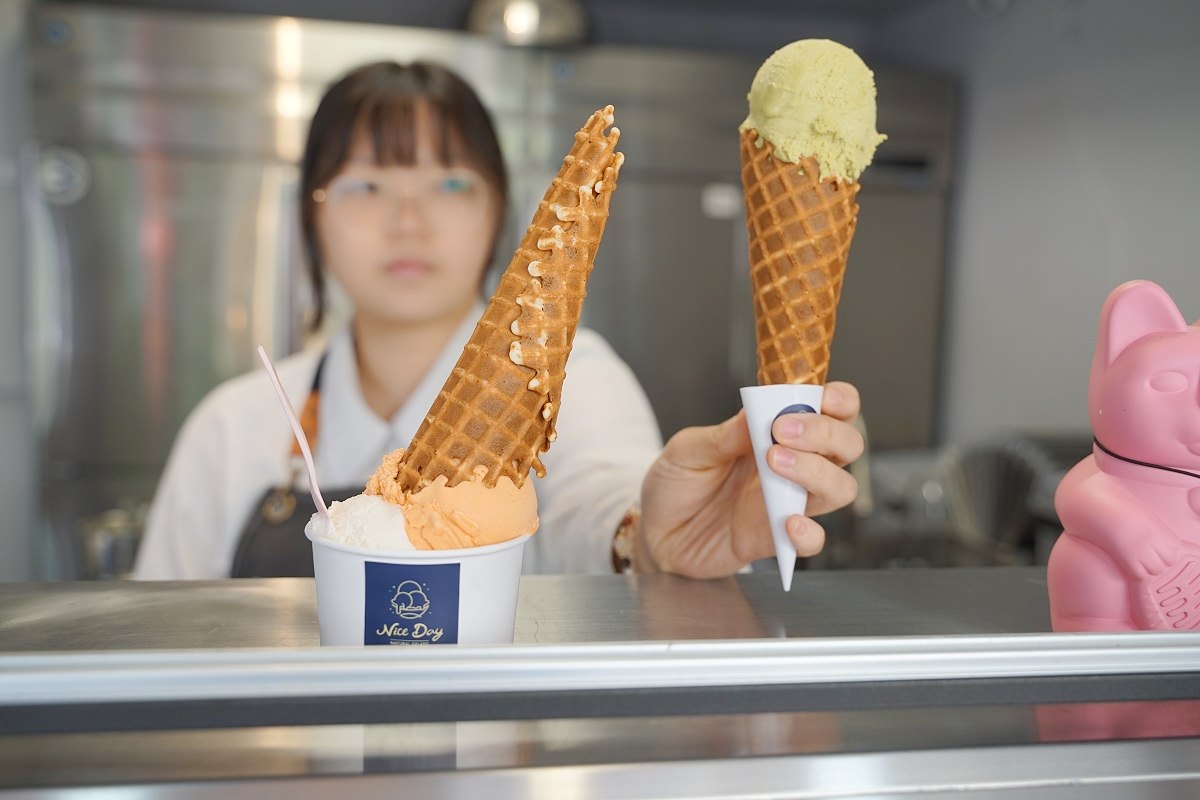 【苗栗三義冰淇淋推薦】勝興老街飯後甜點好選擇 手工現做餅乾甜筒 Nice Day 義式冰淇淋勝興店