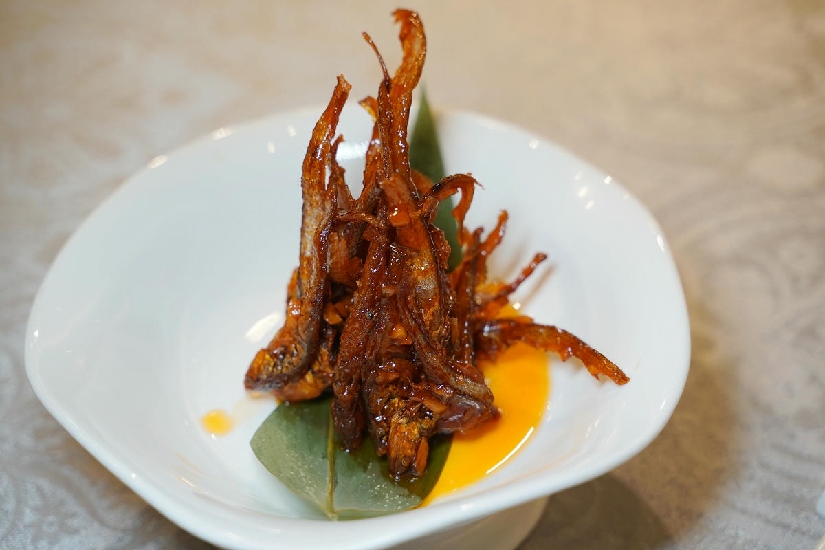 【台北凱撒大飯店-王朝餐廳】台北火車站中式桌菜/舒適包廂餐廳推薦 2025亞太十大名菜美點