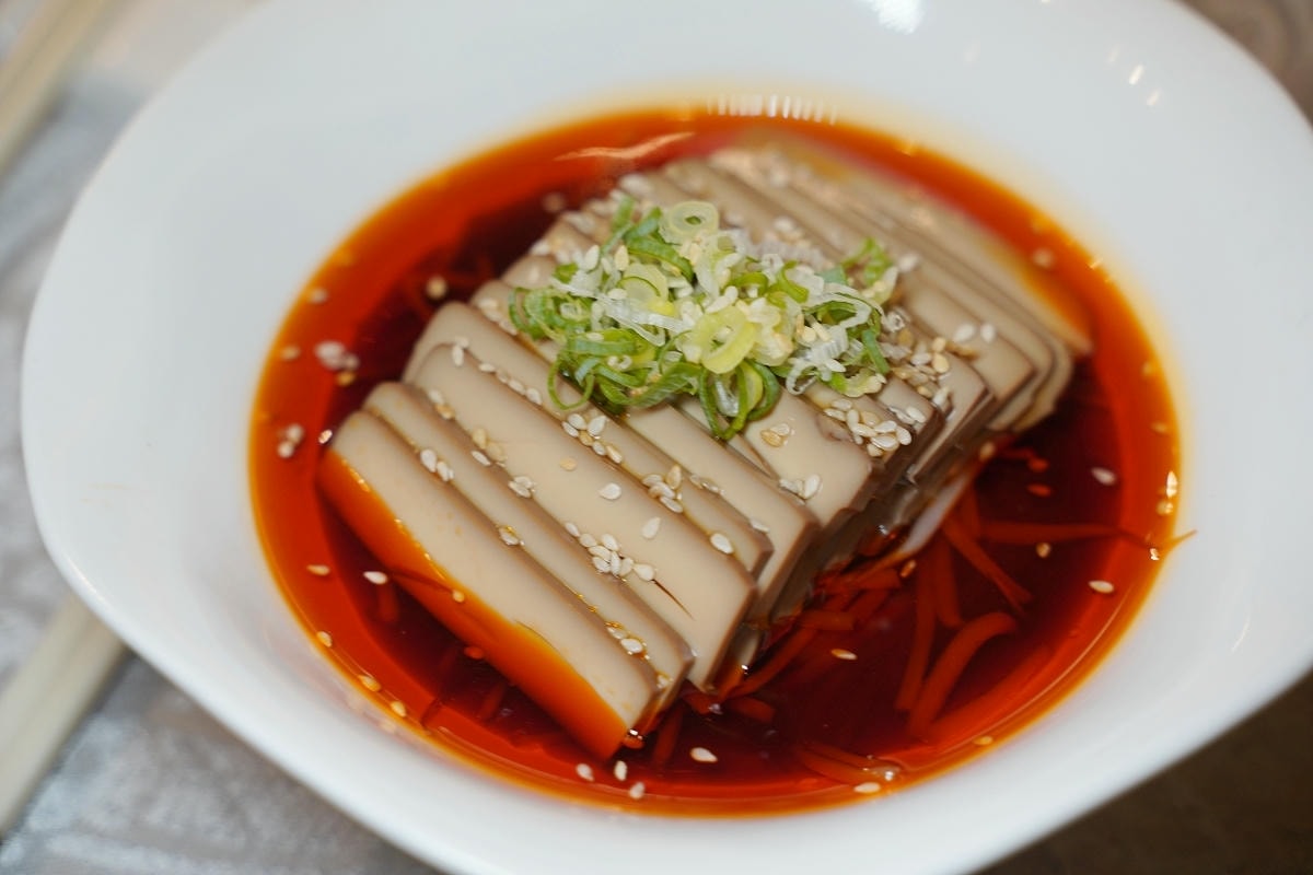 【台北凱撒大飯店-王朝餐廳】台北火車站中式桌菜/舒適包廂餐廳推薦 2025亞太十大名菜美點