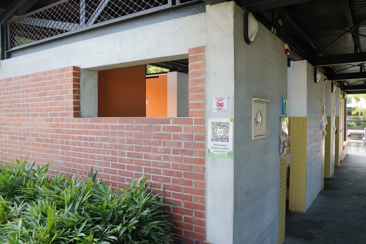 【宜蘭免費親子玩水景點推薦】宜蘭員山免門票超清涼地底湧泉戲水池 超好玩水中溜滑梯 螃蟹冒泡(地底湧泉)