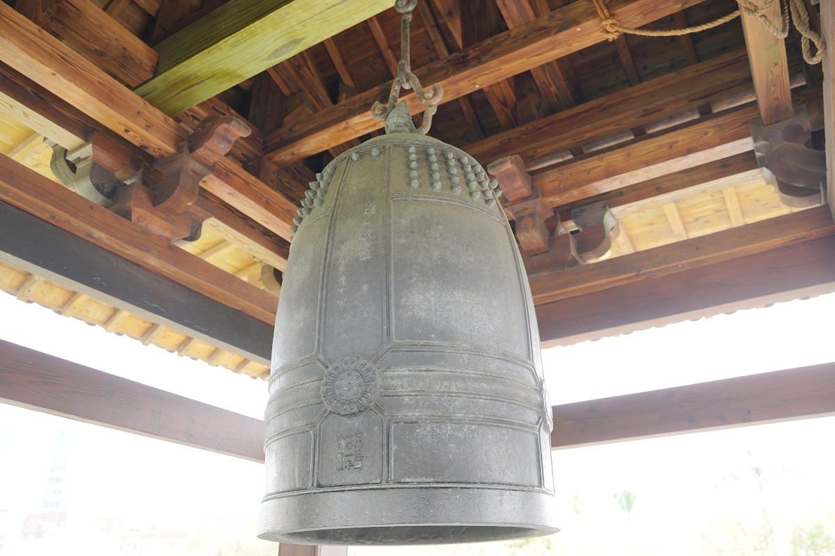 【台北萬華免費景點推薦】淨⼟真宗本願寺派臺灣別院日式建築 台北市定古蹟西本願寺鐘樓/樹心會館 西本願寺廣場 - 第9張圖 【台北萬華免費景點推薦】淨⼟真宗本願寺派臺灣別院日式建築 台北市定古蹟西本願寺鐘樓/樹心會館 西本願寺廣場