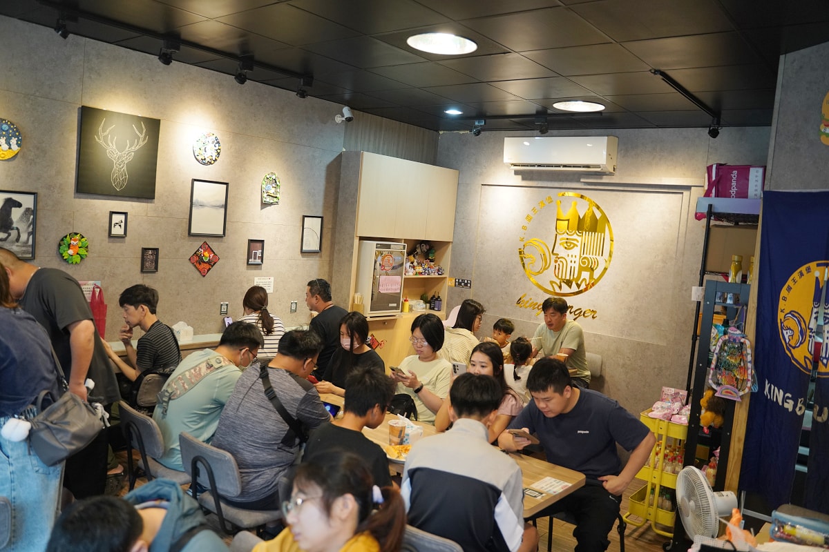 【國王漢堡】中原大學早午餐推薦 美味必點國王雞腿蛋華納茲堡/起士香雞熱壓吐司/1號經典餐