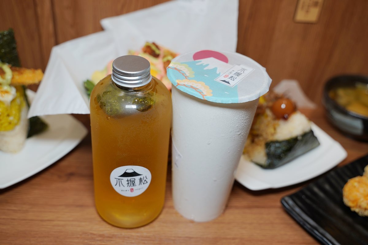 【台中飯糰推薦】台中大胃王必訪巨無霸沖繩飯糰 台灣頂級越光米雙色飯糰營養滿點 不握松飯糰