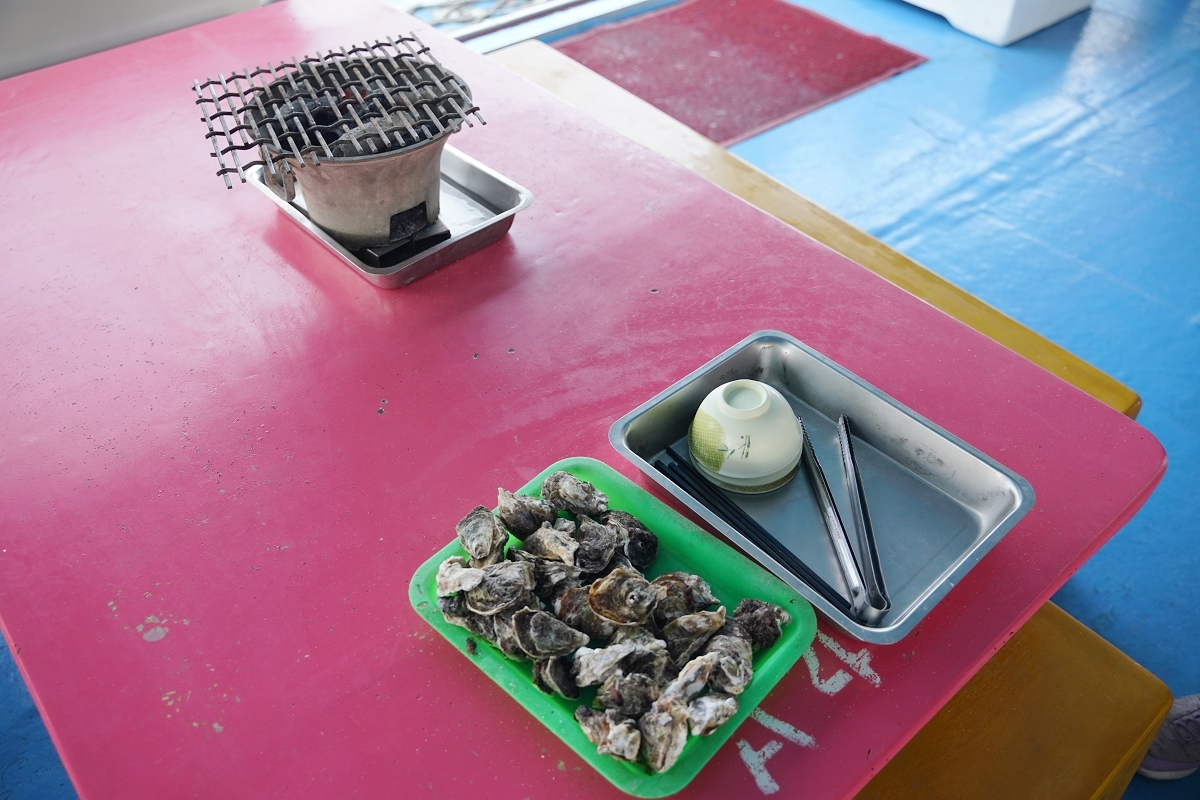 【澎湖牡蠣吃到飽推薦】澎湖最大海上休閒活動平台 炭烤牡蠣海產粥吃到飽 海上皇宮海洋牧場 - 第23張圖 【澎湖牡蠣吃到飽推薦】澎湖最大海上休閒活動平台 炭烤牡蠣海產粥吃到飽 海上皇宮海洋牧場