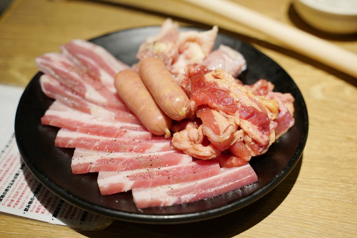 【大阪燒肉吃到飽推薦】超高CP值大阪吃到飽 大阪人氣排隊美食餐廳 298燒肉心齋橋店