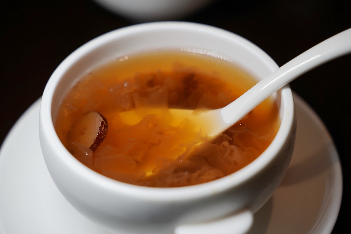 【桃園包廂聚餐推薦】鍾安富主廚粵菜饗宴 廣式片皮鴨四吃 味坊中餐廳