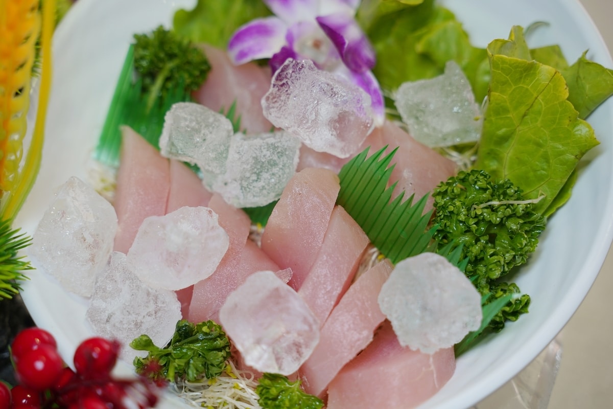 【桃園大溪聚餐餐廳推薦】石門水庫活魚餐廳好選擇 超高CP值桌菜料理 山霸王活魚土雞餐廳