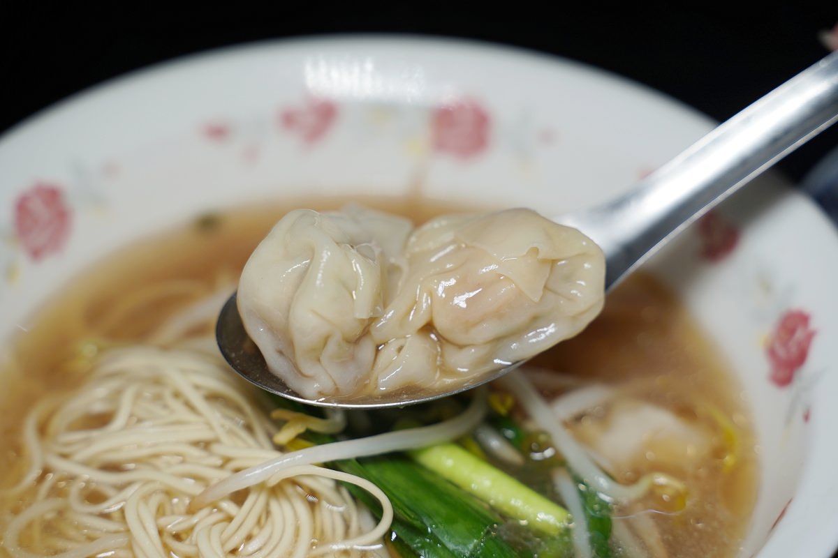 【高雄鹽埕小吃推薦】創立於民國45年在地古早味美食 Google評論破千則好評 樂卡咪長腳麵專賣店 - 第7張圖 【高雄鹽埕小吃推薦】創立於民國45年在地古早味美食 Google評論破千則好評 樂卡咪長腳麵專賣店
