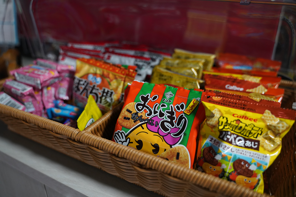【億家具卸売倉庫】台灣知名家具批發倉庫插旗日本大阪 台灣製家具/客製化沙發/床墊通通買得到