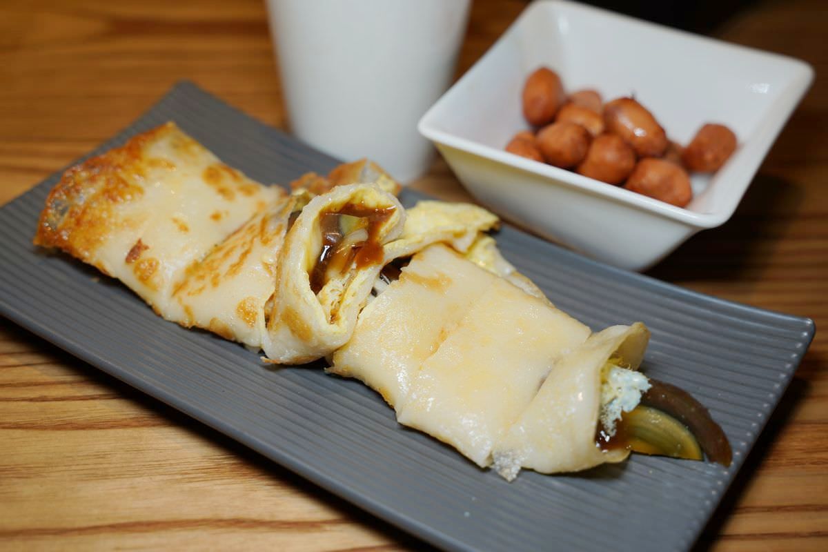 【中原大學早午餐推薦】鮮奶吐司市場直送溫體肉品 美味獨特黑皮牽絲蛋餅/巧克薯雞吐司 陽光煎匙