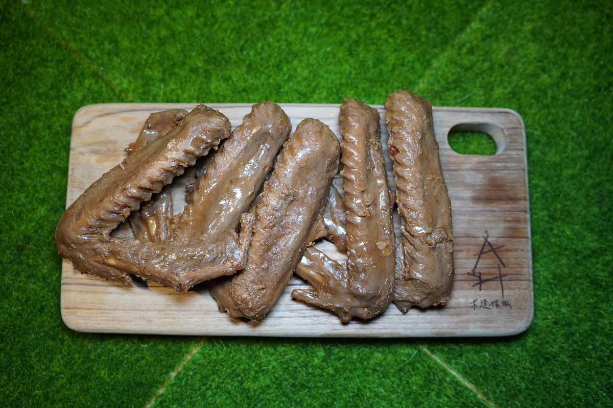 【雞腳凍宅配推薦】四十年老滷汁好味道 彰化員林在地知名伴手禮老店 黑竹園雞腳凍 - 第5張圖 【雞腳凍宅配推薦】四十年老滷汁好味道 彰化員林在地知名伴手禮老店 黑竹園雞腳凍