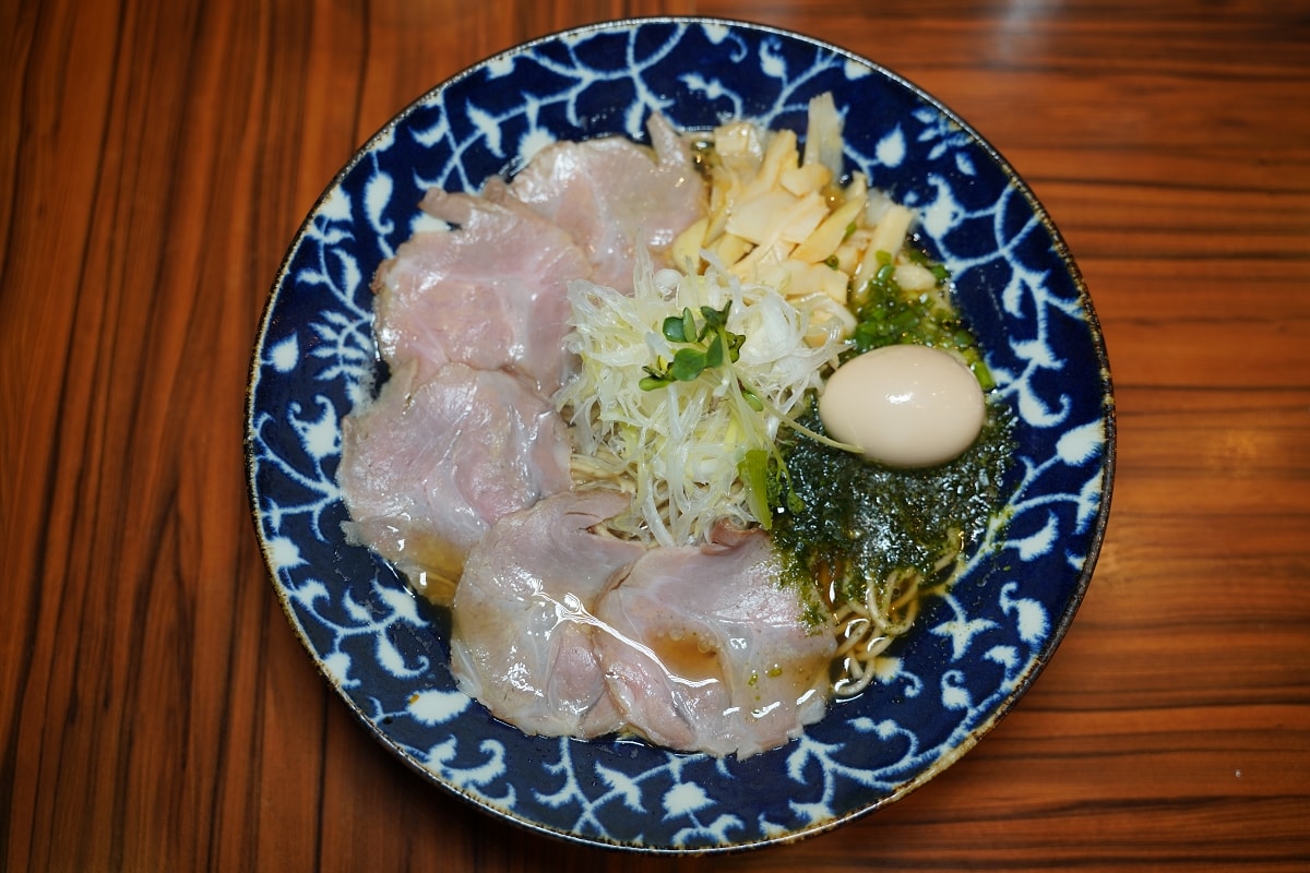 【沖繩旭橋站美食推薦】沖繩美味濃厚雞白湯蕎麥拉麵 全粒粉自家製麵 鶏そば 新里