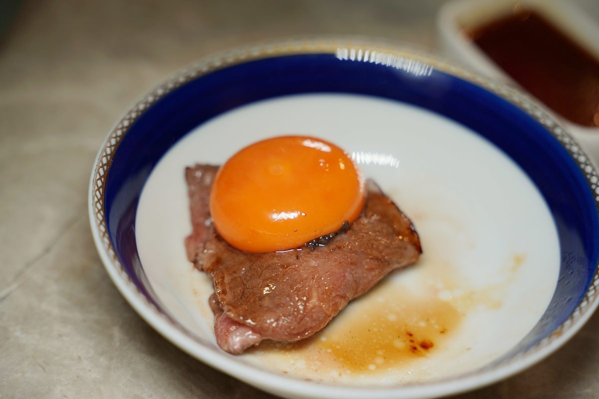 【台中燒肉餐酒館推薦】台中聚餐包廂桌邊代烤服務 網美系珠寶盒燒肉店 Eartha燒肉餐酒館