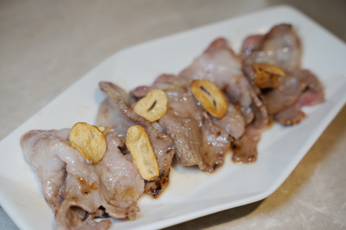 【台中燒肉餐酒館推薦】台中聚餐包廂桌邊代烤服務 網美系珠寶盒燒肉店 Eartha燒肉餐酒館