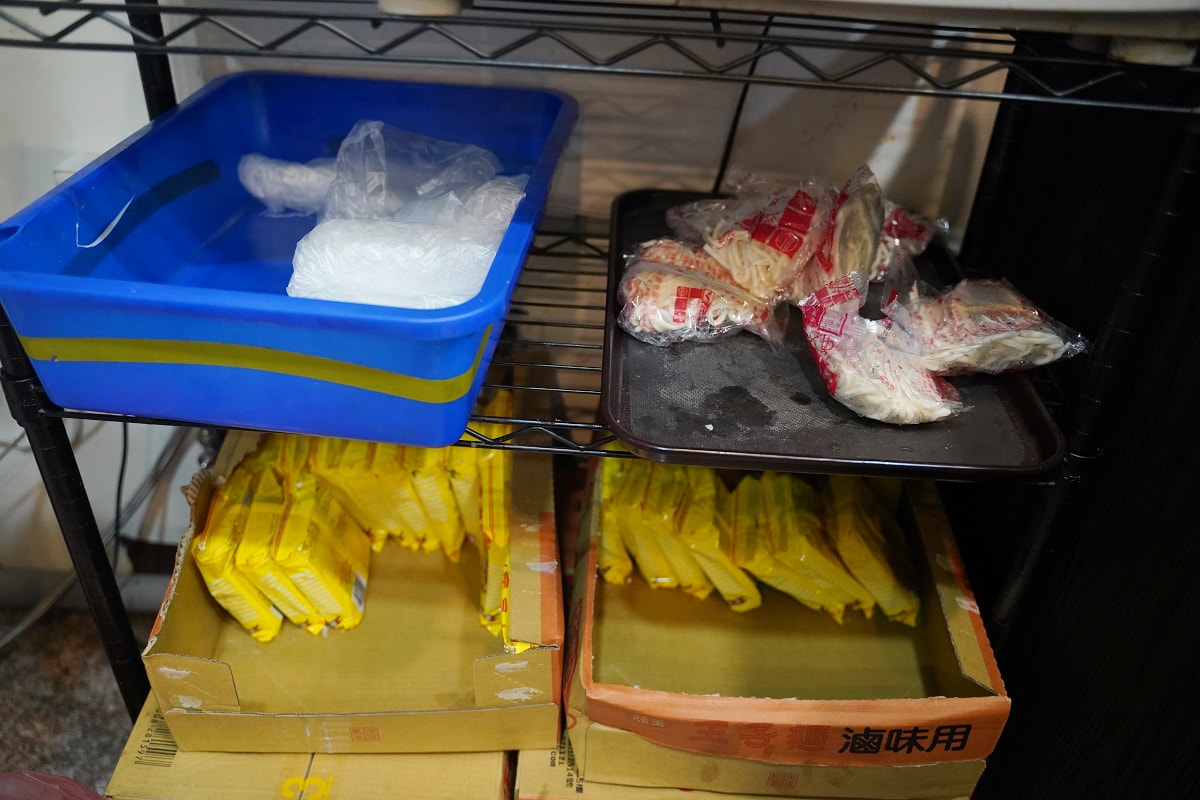 【大呼過癮臭臭鍋南崁仁愛店】桃園蘆竹南崁小火鍋推薦 滷肉飯/王子麵/冰沙機/霜淇淋無限量供應 - 第8張圖 【大呼過癮臭臭鍋南崁仁愛店】桃園蘆竹南崁小火鍋推薦 滷肉飯/王子麵/冰沙機/霜淇淋無限量供應