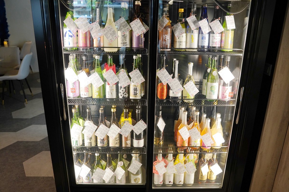 【台北民生社區咖啡館推薦】紅白酒清酒微醺全天候供應 ITCE國際咖啡品鑑優選獎章 Dear John Café Bar -wines & sake-
