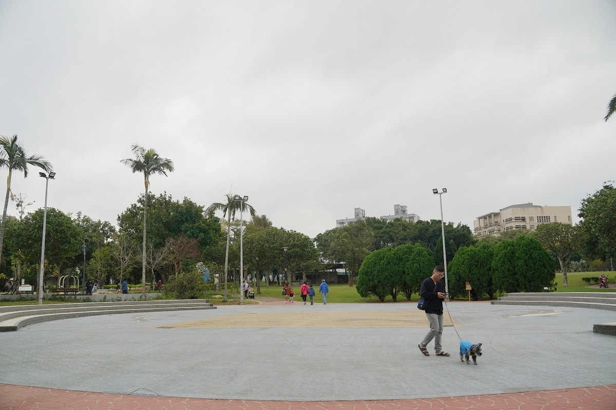 【中壢光明公園】中壢兒童遊戲場推薦 秘密樹屋探索/水樹遊戲島/奇幻樹屋探險/森林冒險挑戰區